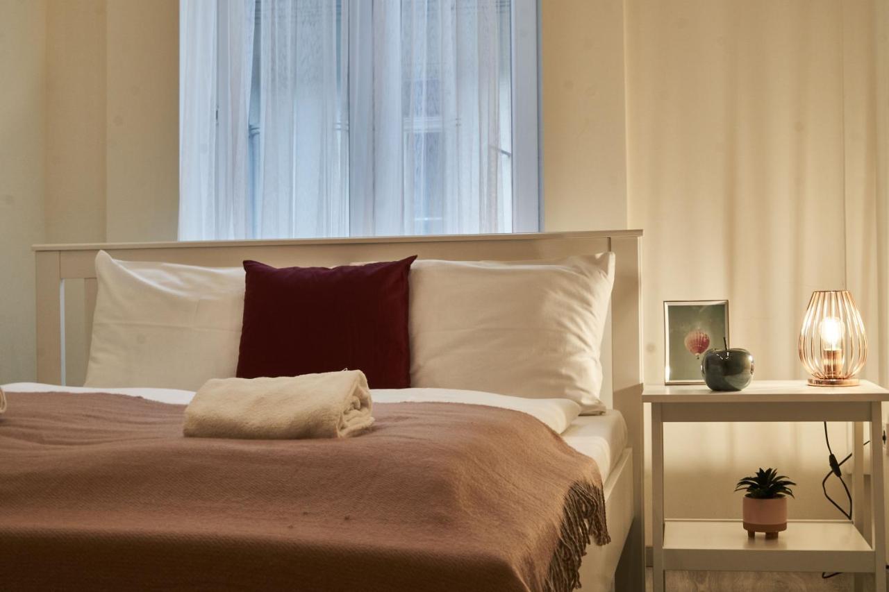 F4 Design Apartment- Budapeste